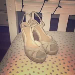 Authentic white Gucci shoes